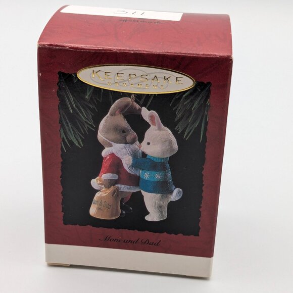 Hallmark Keepsake Mom and Dad 1994, Vintage Christmas Ornament - Picture 8 of 11